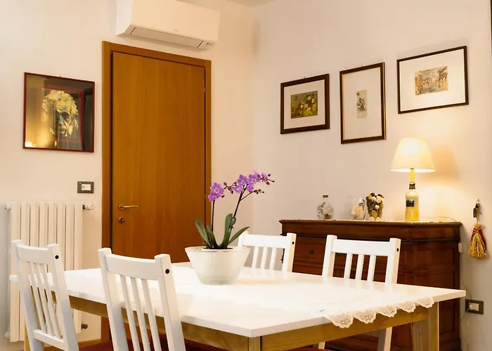 Il Giardino Di Boccaccio 카스테나소